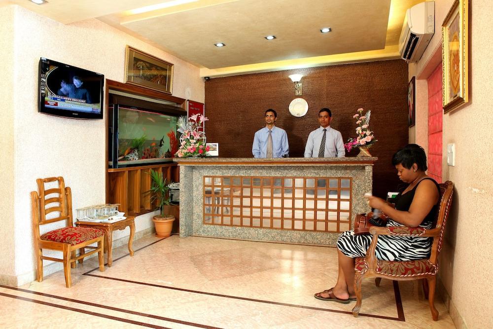 Indira International Inn New Delhi Exterior foto